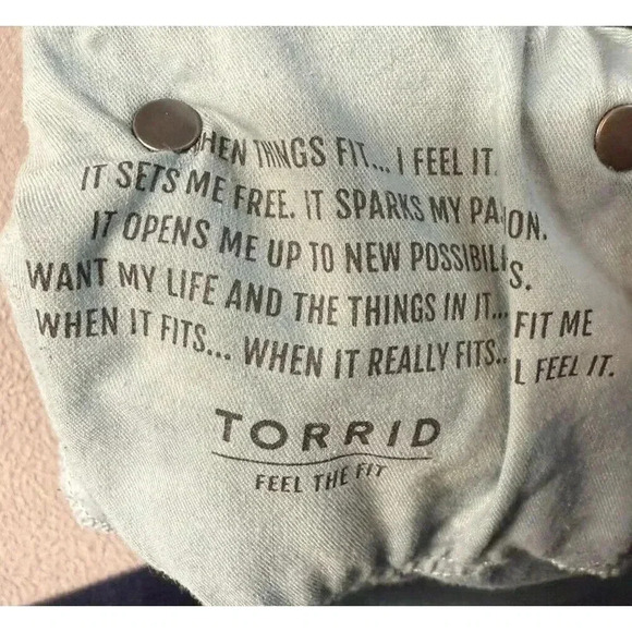 Torrid Feel The Fit Women's Jeans Sz 24R High Rise Luxe Super Skinny Super Soft - Picture 8 of 9